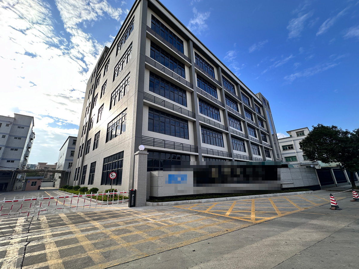 東莞藍創電子磁懸浮中央空調節能改造安裝工程